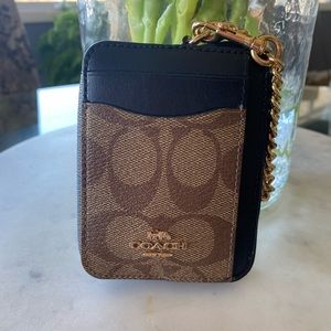 Coach Zip Card Case in Signature Canvas